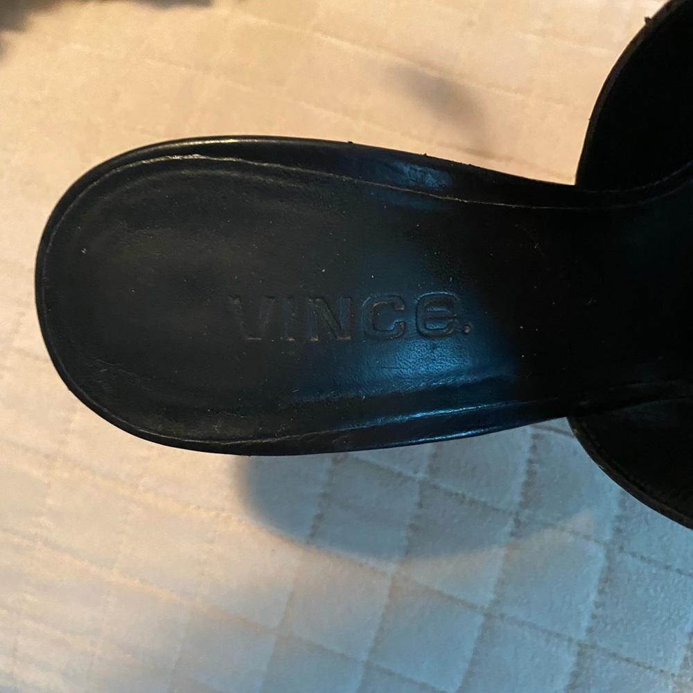 Wedge - Picture 2 of 5